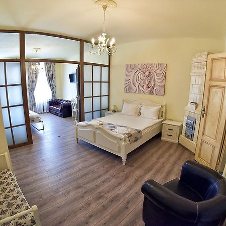La Maisonnette Braşov Extérieur photo