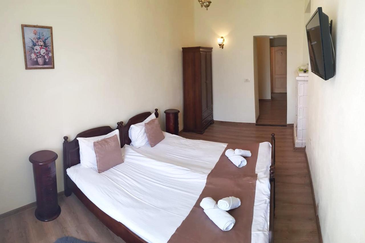 La Maisonnette Braşov Extérieur photo
