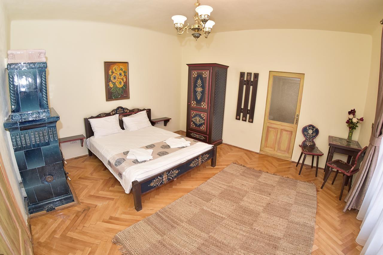 La Maisonnette Braşov Extérieur photo
