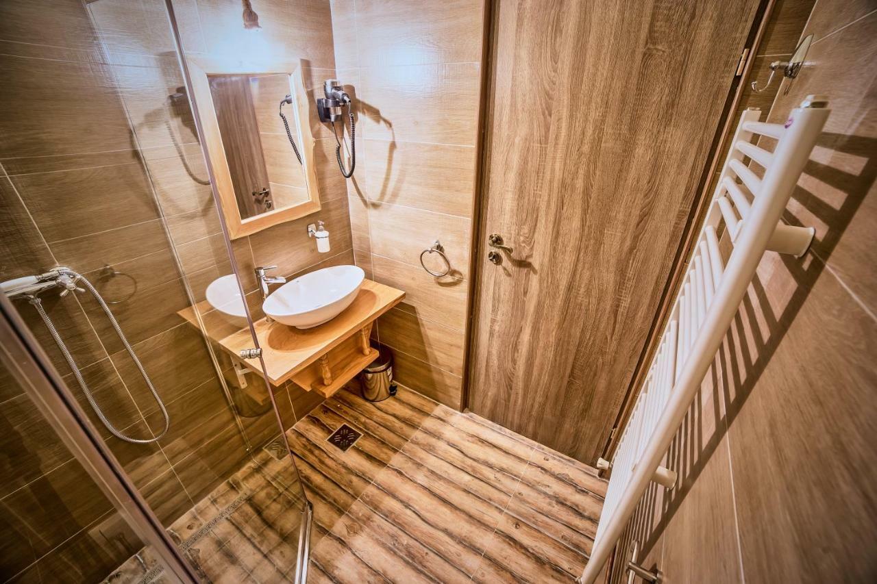 La Maisonnette Braşov Extérieur photo